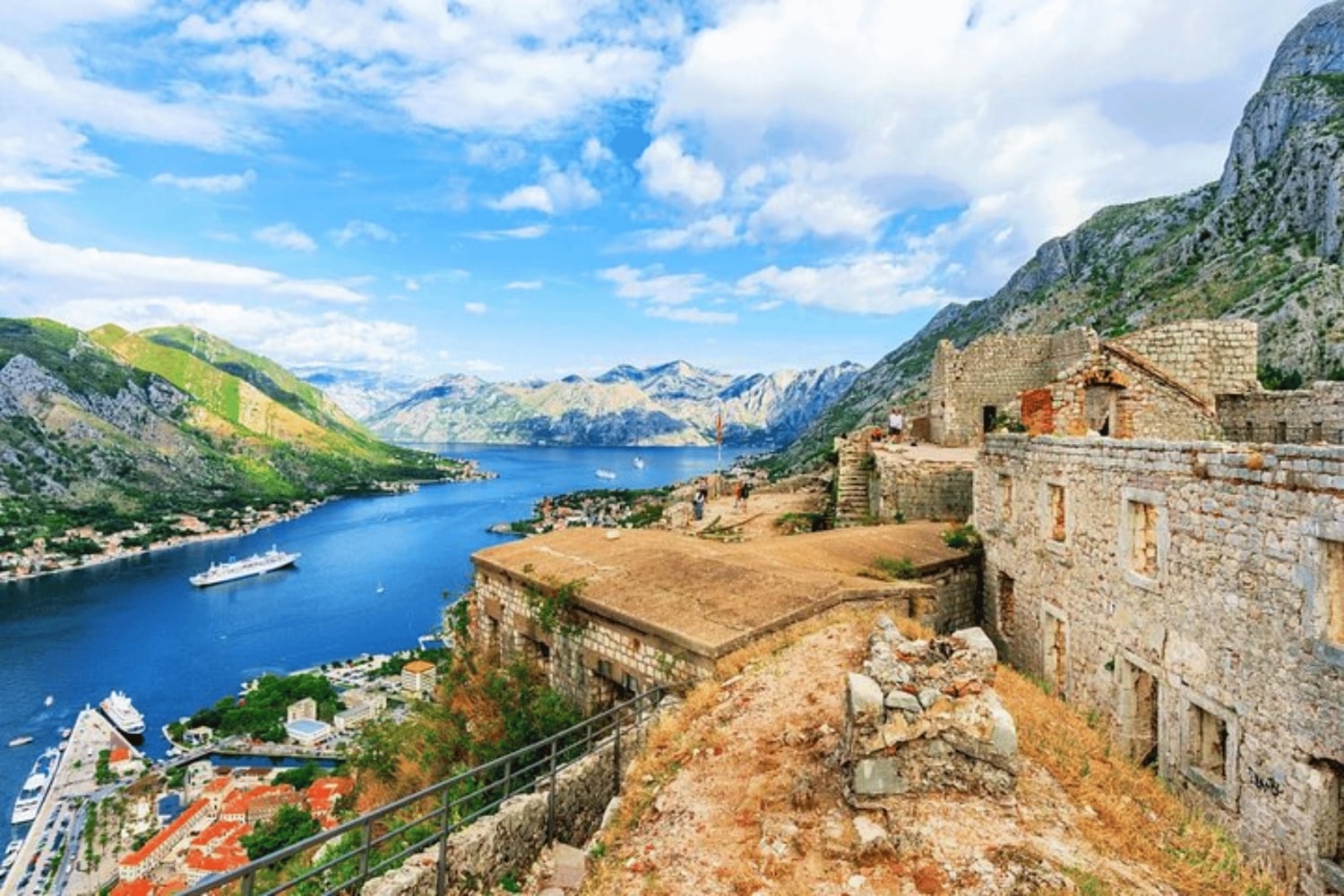 Hiking downhill Krstac to Kotor, visit San Giovanni fortress