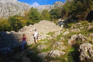 Hiking downhill Krstac to Kotor, visit San Giovanni fortress