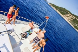 Kotor Bay: Full-Day Catamaran Cruise with Blue Cave Visit