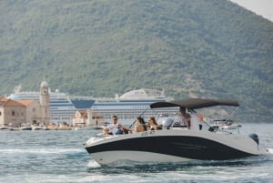 Kotor: Boka Bay and Blue Cave Boat Tour with Free Drinks