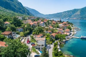 Kotor: Hop-on Hop-off Sightseeing Bus and Walking Tour