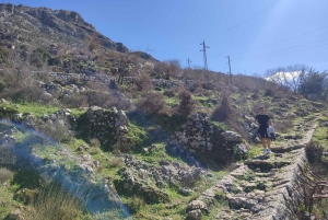 Kotor: Old Caravan Trail Guided Hike with Cheese Tasting