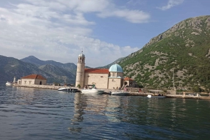 Kotor: Speedboat Tour to Blue Cave and Our Lady of the Rocks