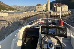 Kotor: Speedboat Tour to Perast and Our Lady of the Rocks