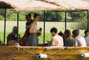 Lake Skadar: Guided Sightseeing Boat Tour with Drinks