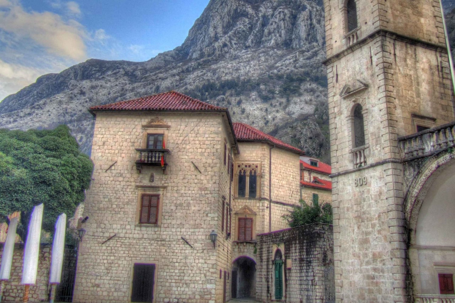 Montenegro Highlights: Budva, Kotor & Lovćen Private Tour