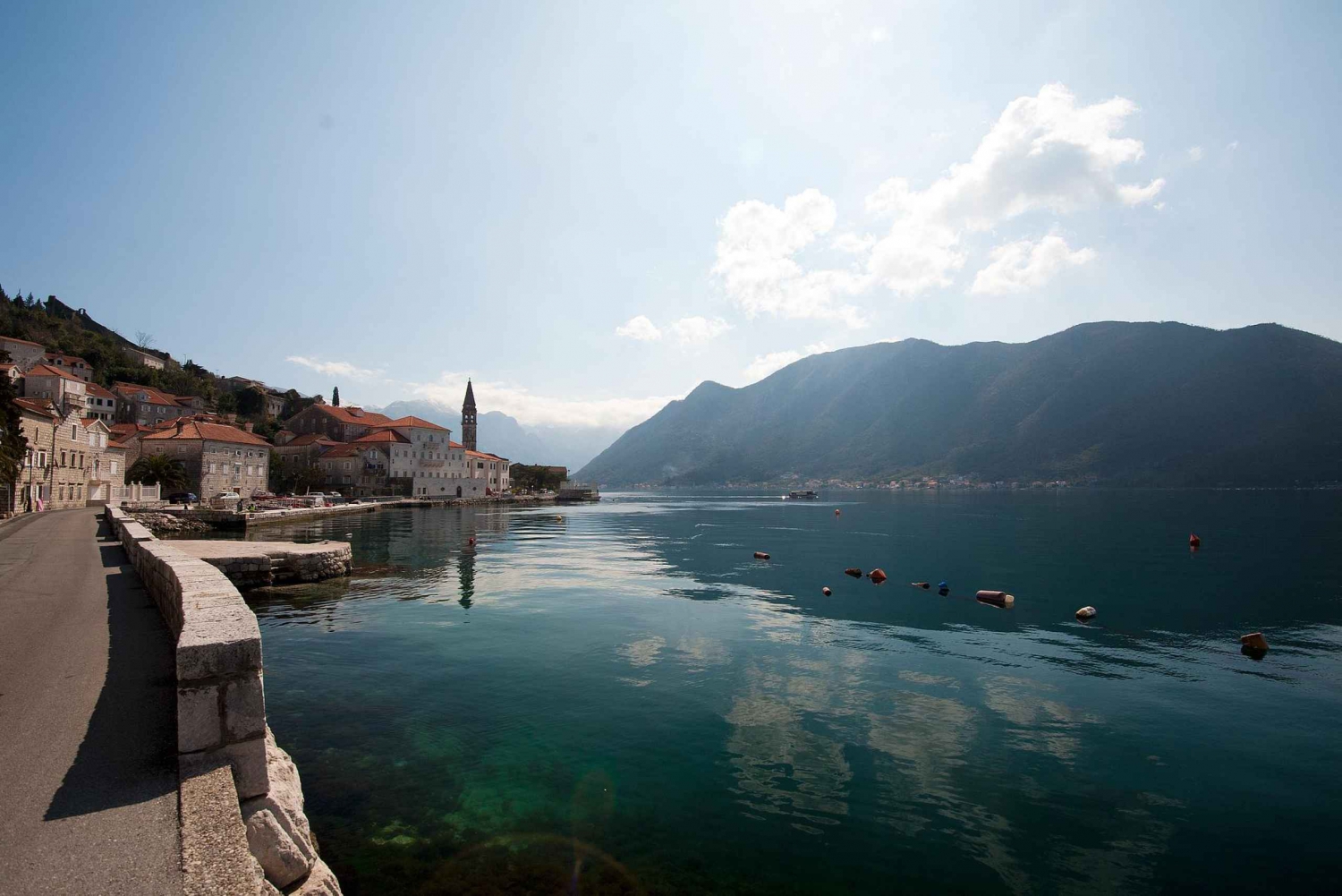 Montenegro: Kotor Bay Tour with Boat Ride from Dubrovnik