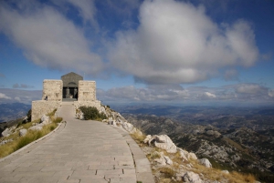 Montenegro: Lovcen National Park and Skadar Lake Day Tour
