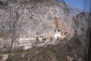 Montenegro: Private Cetinje/Dajbabe/Ostrog Monasteries Tour