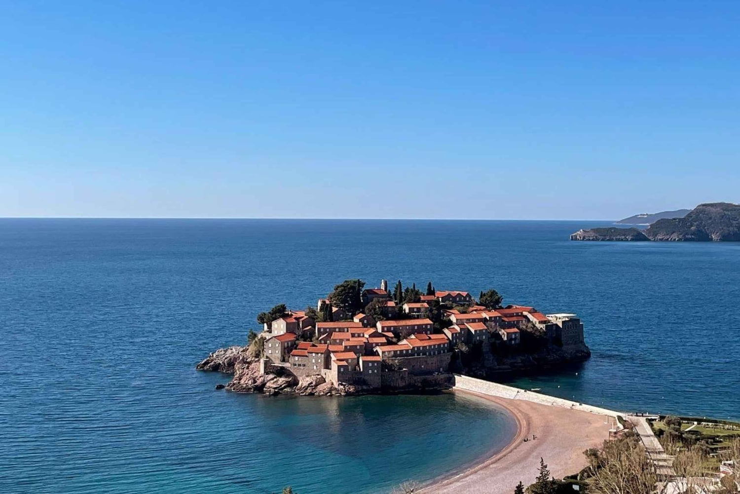 Montenegro Tour: S.Stefan, Cetinje, Njegusi, Kotor, Budva