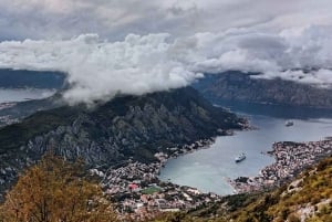 Montenegro Tour: S.Stefan, Cetinje, Njegusi, Kotor, Budva