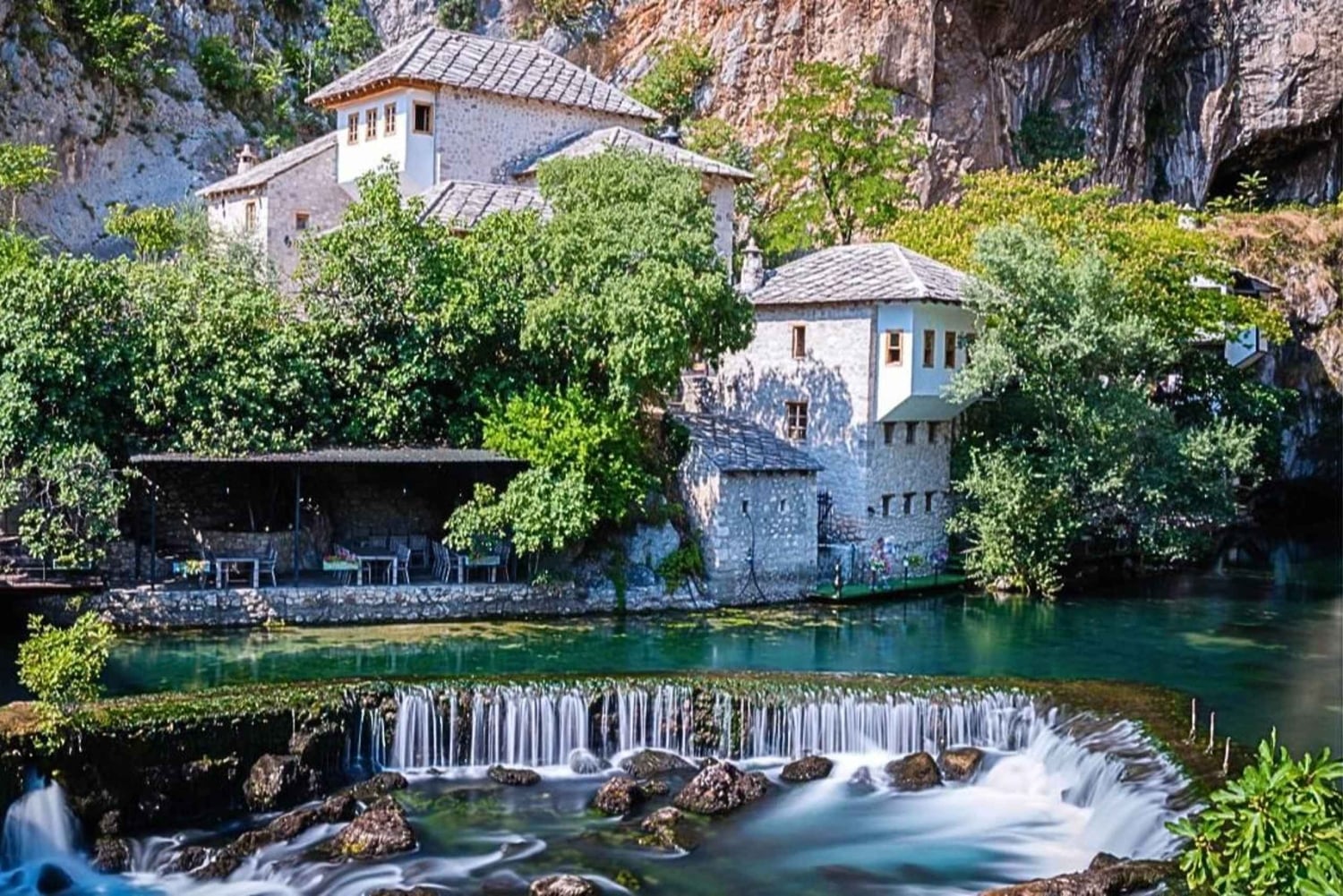 Mostar & Kravica Waterfall: Full-Day Adventure from Sarajevo
