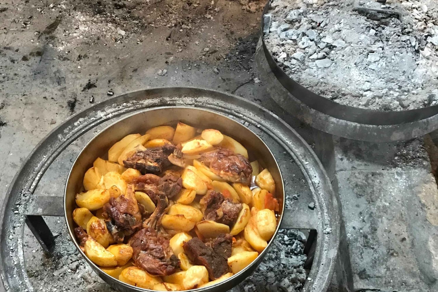 Nikšić: Farm-to-Table Meal with Local Flavors