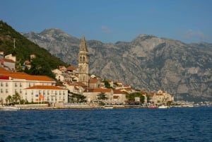 Perast: Guided Tour in a Fiat Topolino E-Car