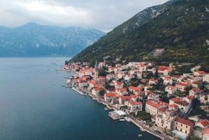 Perast: Guided Tour in a Fiat Topolino E-Car
