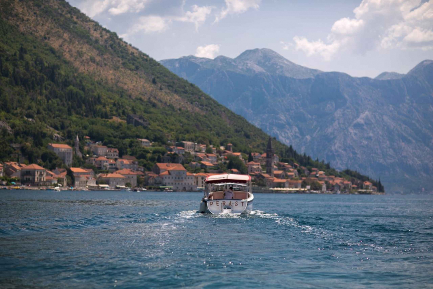 Perast Kotor Bay: boat to Our lady of the rocks