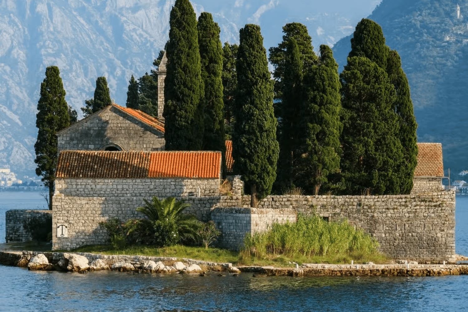 Perast Old Town & Our Lady of the Rocks: Speed Boat Tour