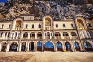 Podgorica: Ostrog Monastery and Niagara Waterfall Tour