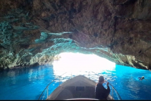 Private 3-hour Speedboat Our Lady of the Rock & Blue Cave
