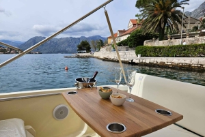 Private 3-hour Speedboat Our Lady of the Rock & Blue Cave