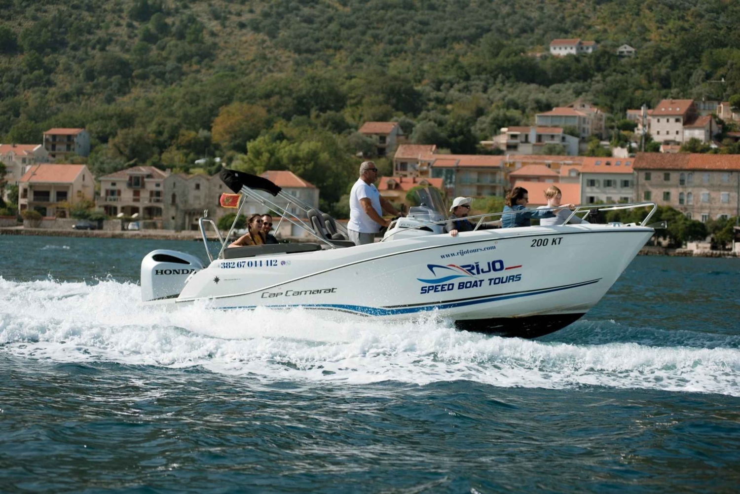 Private boat tour Kotor to Porto Montenegro - Portonovi
