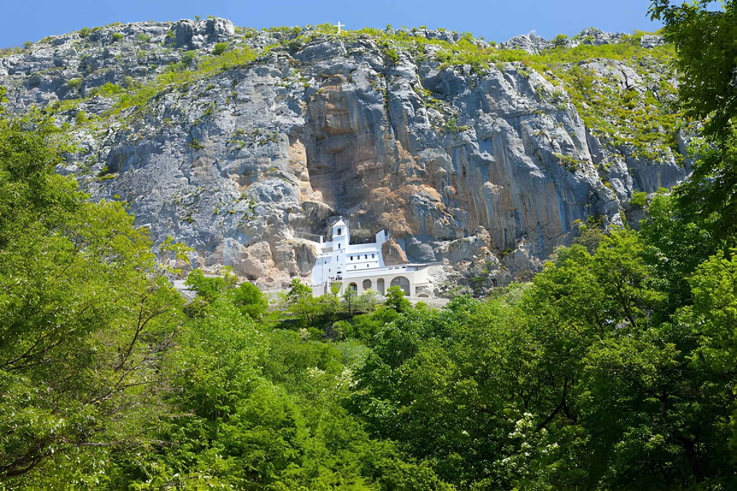 Private Half-Day Ostrog Monastery tour