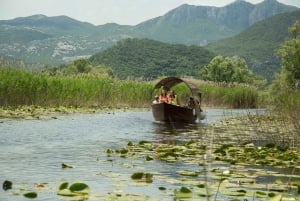 Private morning tour with refreshments and hidden canals!