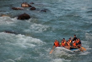 RAFTING Experience the adrenaline rush!
