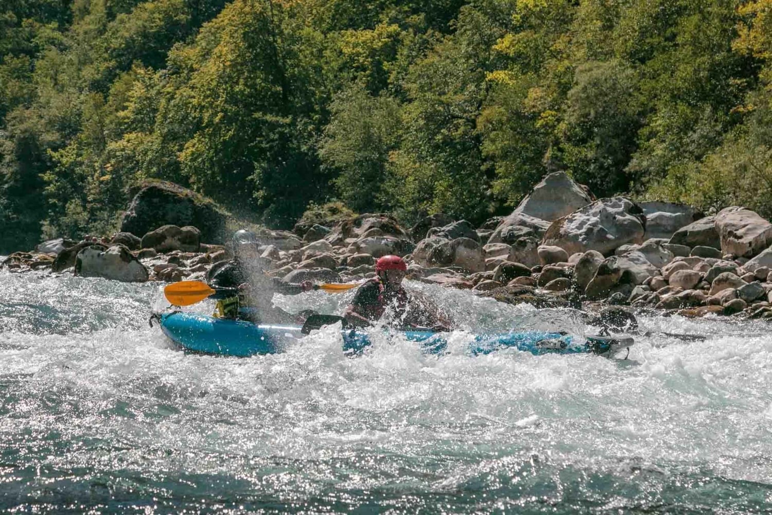 Tara Canyon: Canoe Adventure with Picnic and Photos