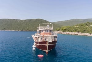 Tivat/Kotor: Whole Boka Bay Guided Cruise, Comfortable Ship