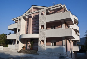 Apartments Villa Milica in Djenovici 