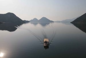 Virpazar–Skadar Lake: 2h cruise on a traditional wooden boat