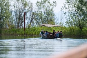 Virpazar: Lake Skadar Private Wildlife Cruise & Wine Tasting
