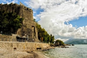 Walking Tour in Herceg Novi: Discover Old Town