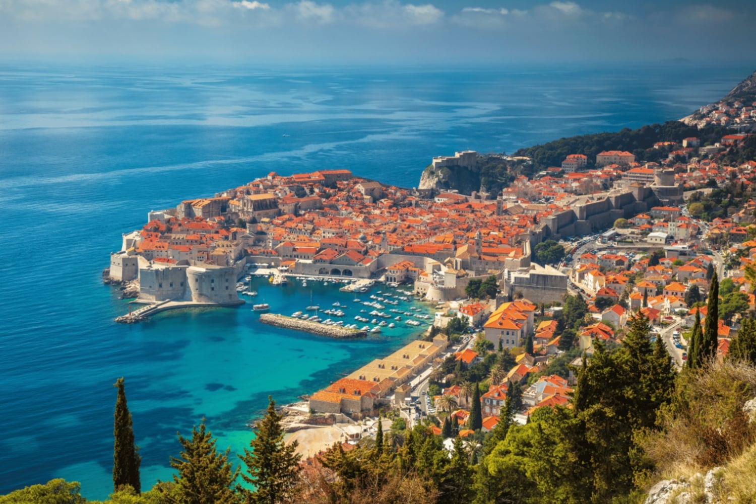 Walking tour of Dubrovnik with transport from Budva