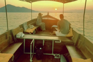 Virpazar: Lake Skadar Sunset Boat Cruise with Wine Tasting