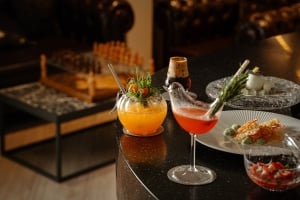 Barmaster's Table
