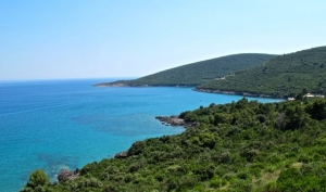 Lustica Bay