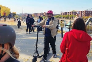 Explore Old-Montreal with easy to use e-scooters