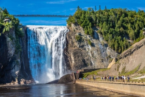 Desde Montreal: Excursión de un día a Quebec y las cataratas de Montmorency