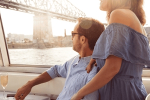 Montreal: Bateau-Mouche Cruise with A La Carte Dinner Option