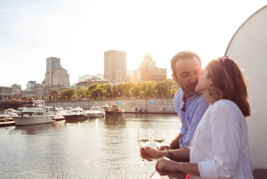 Montreal: Bateau-Mouche Cruise with A La Carte Dinner Option