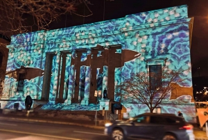 Montreal: Christmas Lights Private Walking Tour