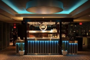 Montreal: Cruzeiro noturno com DJ e pista de dança