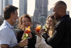 Montreal: Cruzeiro noturno com DJ e pista de dança