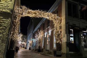 Montreal: Tour nocturno guiado a pie con un guía experto