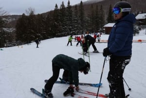 Montréal : Ski ou planche à neige guidée dans les forêts du Québec