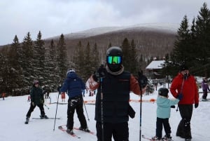 Montréal : Ski ou planche à neige guidée dans les forêts du Québec