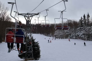 Montréal : Ski ou planche à neige guidée dans les forêts du Québec