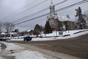 Montreal: Guided tour of the Laurentides Mont Tremblant